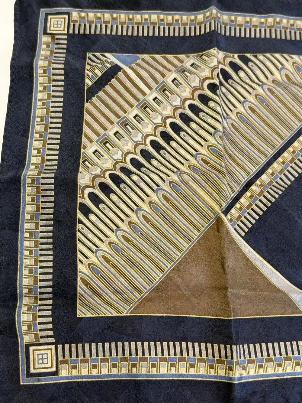 💙 Vintage Geometric Silk Pocket Square Handkerchief 12” x 12” 💙